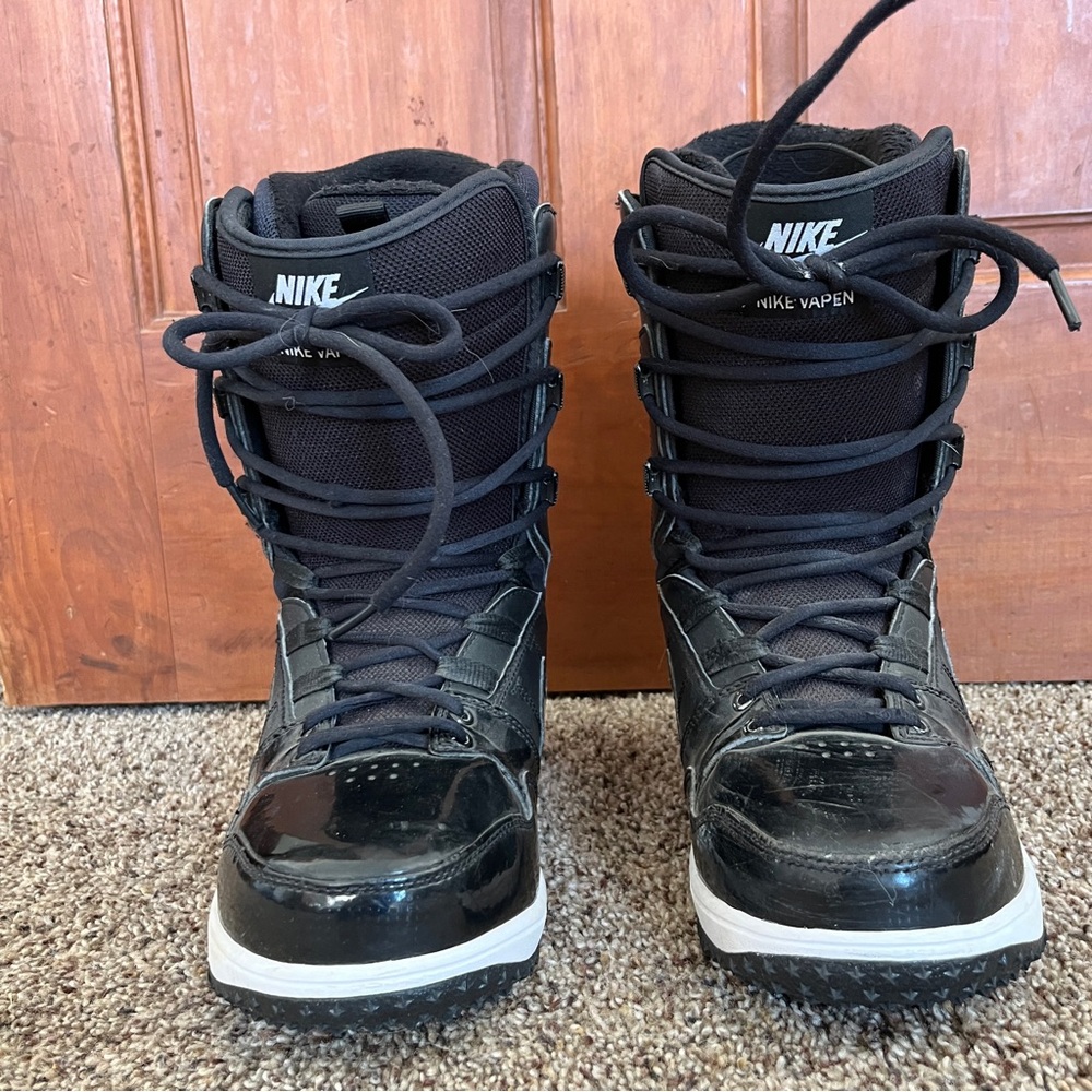 Nike Vapen Snowboarding boots